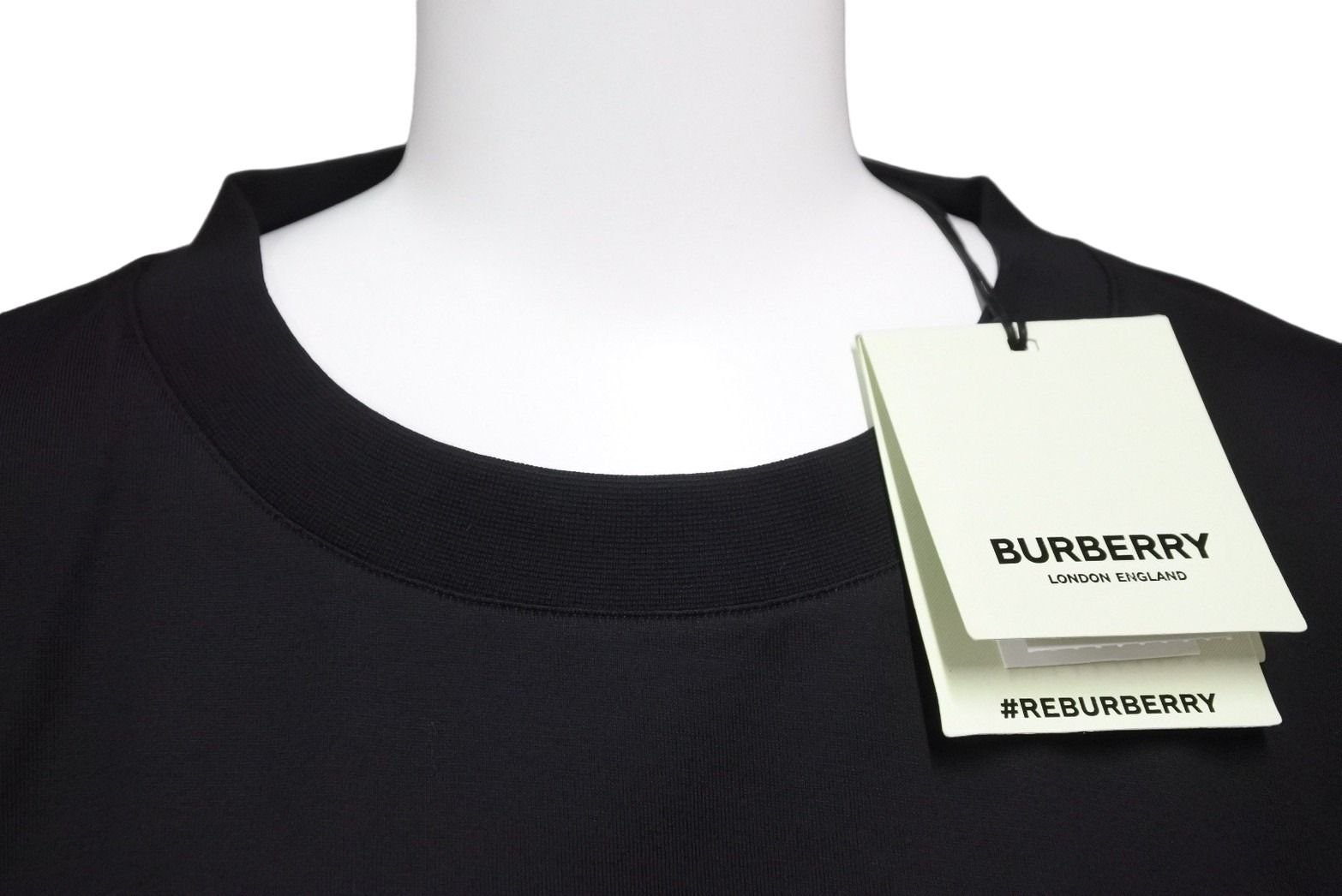 極美品 BURBERRY バーバリー ロゴ プリント 半袖Tシャツ 極美品 BURBERRY バーバリー ロゴ プリント 半袖Tシャツ