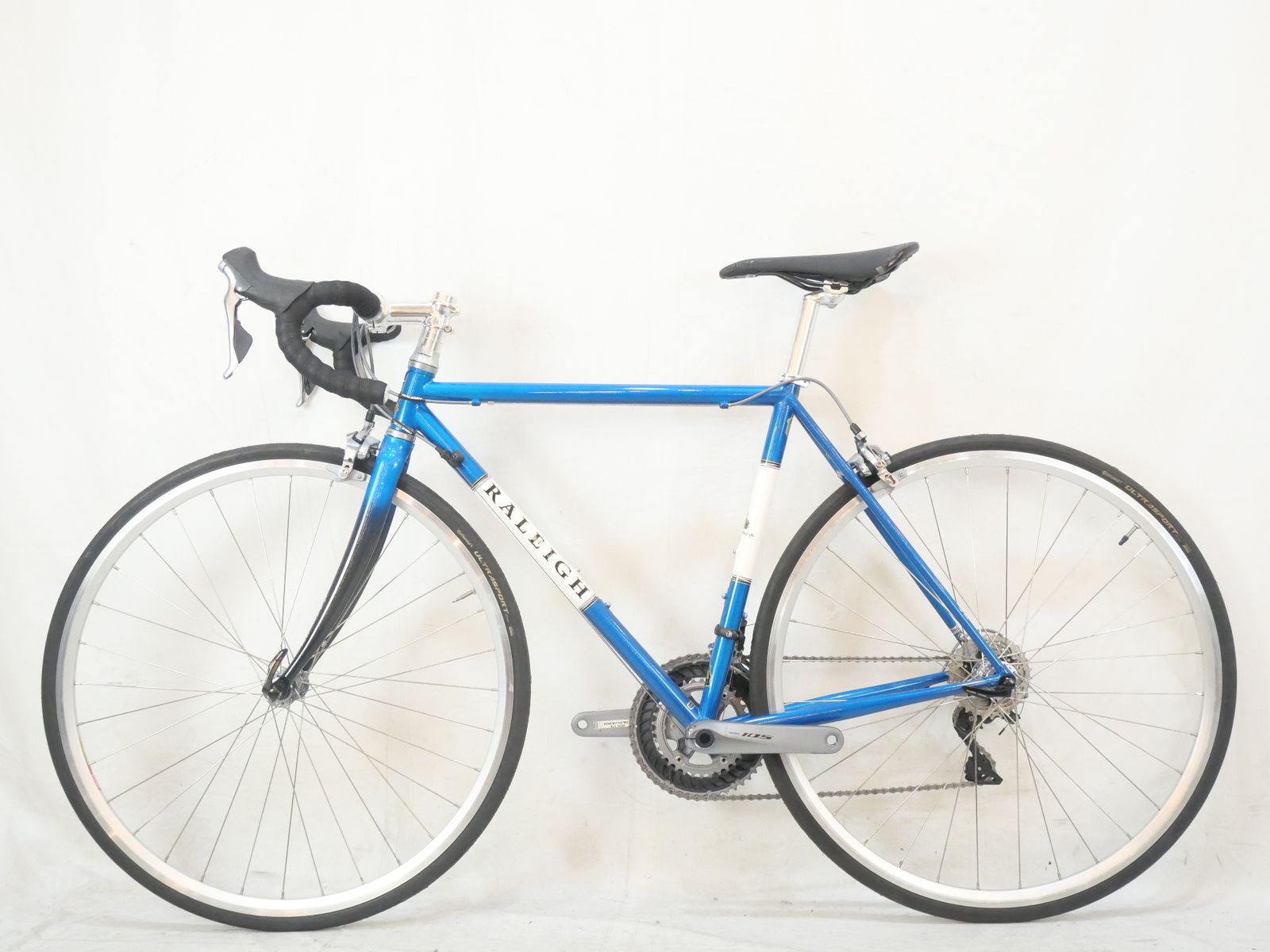 【送料込み】Raleigh ラレー Carlton-F 105 2019年モデル RALEIGH 「ラレー」 CRF CARLTON-F 105 2019年モデル ロードバイク