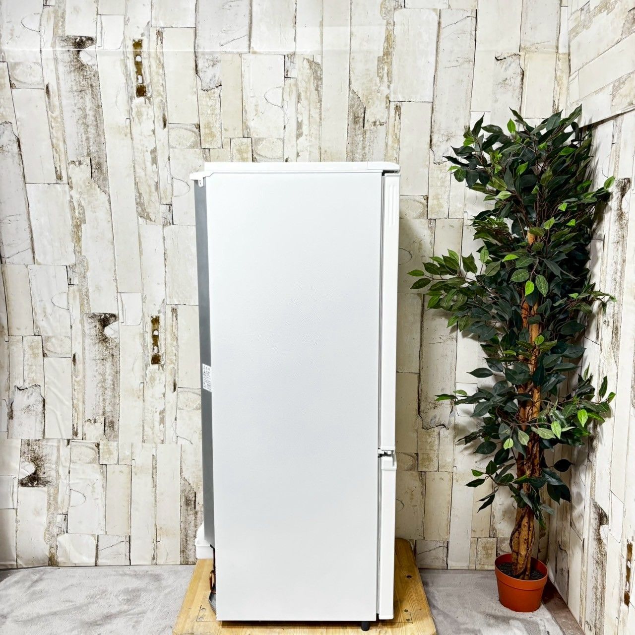 2019年製】 SHARP シャープ SJ-C17E-N 冷凍冷蔵庫 SHARP 少し多めの167L! 2