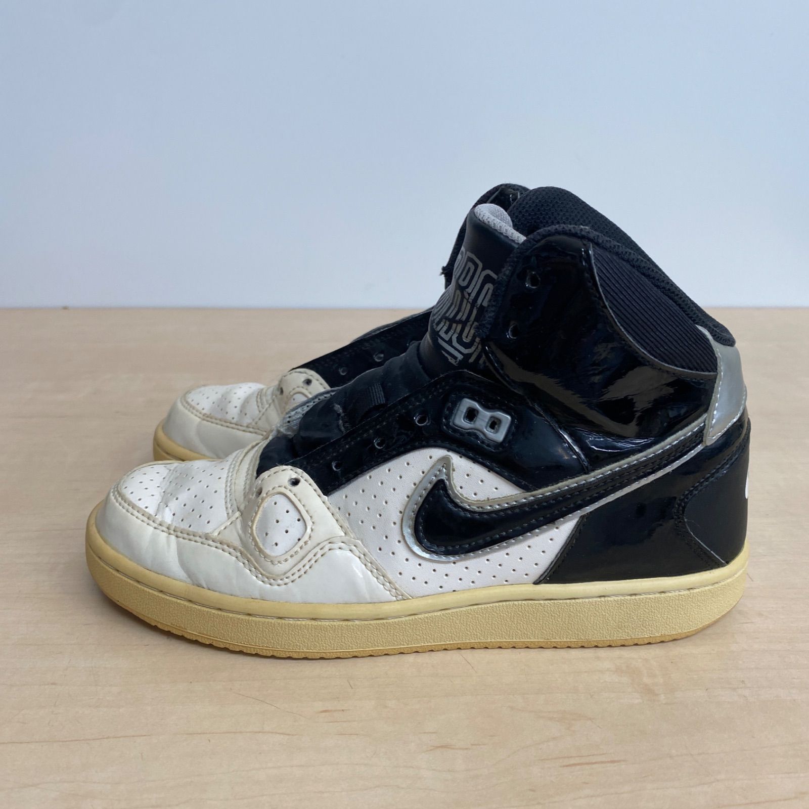 NIKE ナイキ レディース ハイカット スニーカー K87 - メルカリ