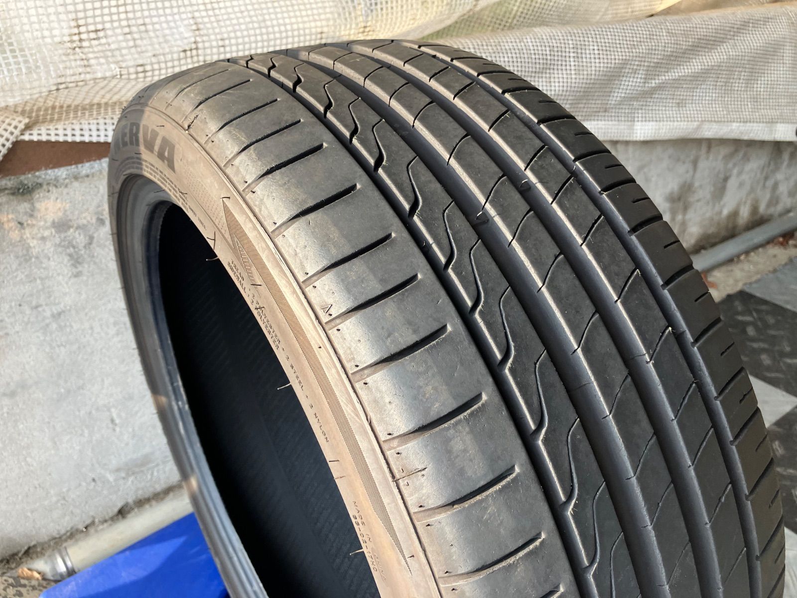 送料込み] 245/40R20 99Y 2024年製 MINERVA RADIAL F250