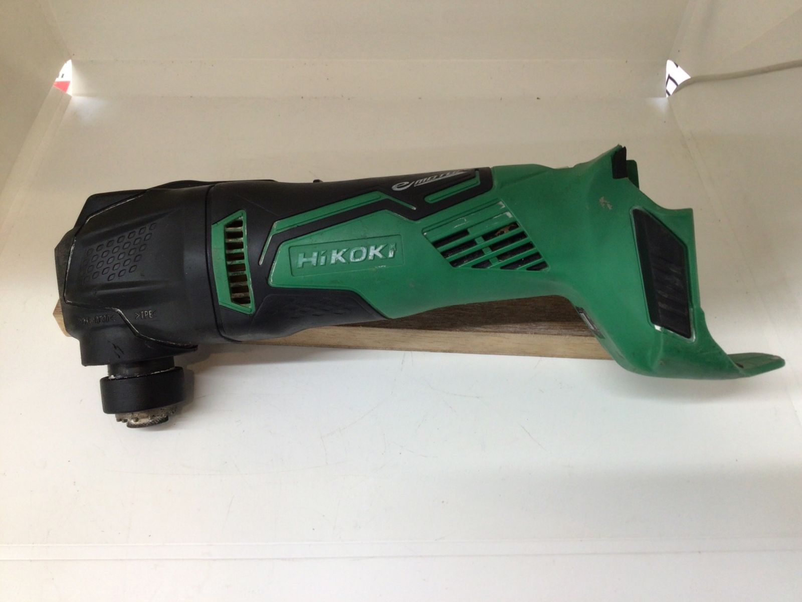 品 Hitachi|日立工機 18vコードレスマルチツール CV18DBLNN 本体のみ IT1QGY7LATX2 エコツール笠寺店 M02