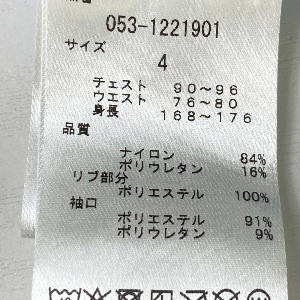 ４