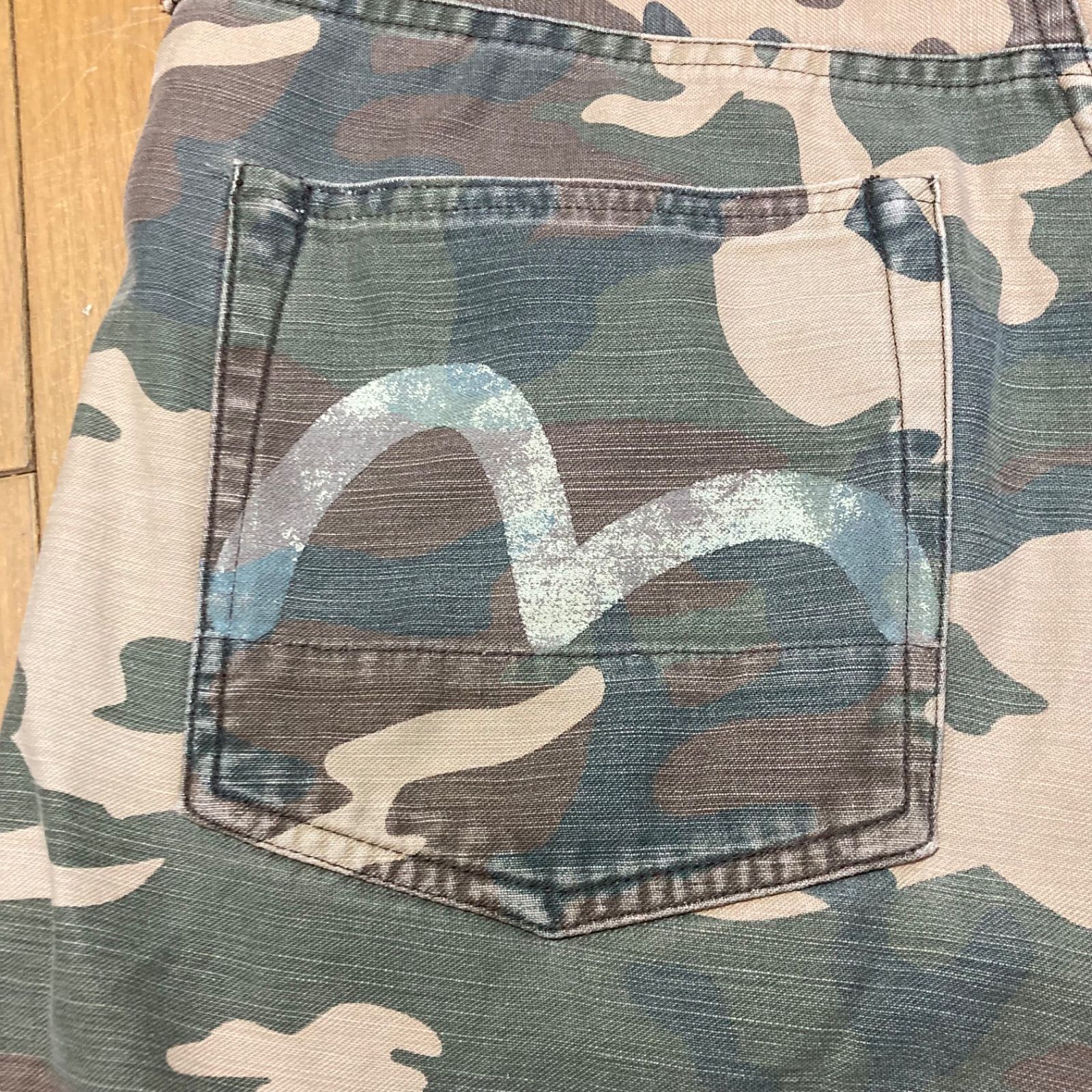 EVISU ショート パンツ 迷彩 エヴィス ハーフパンツ - メルカリ