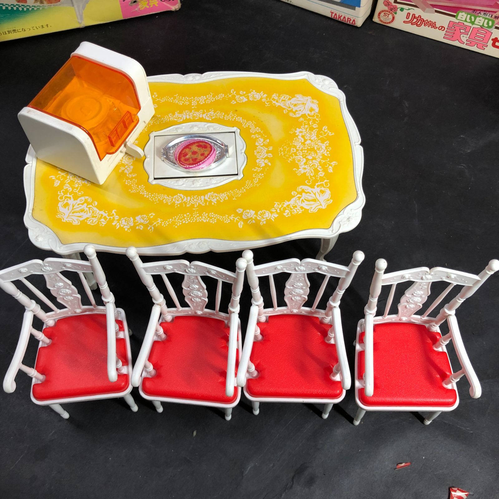 白い家具シリーズ りかちゃん キッチン&冷蔵庫セット リカちゃん