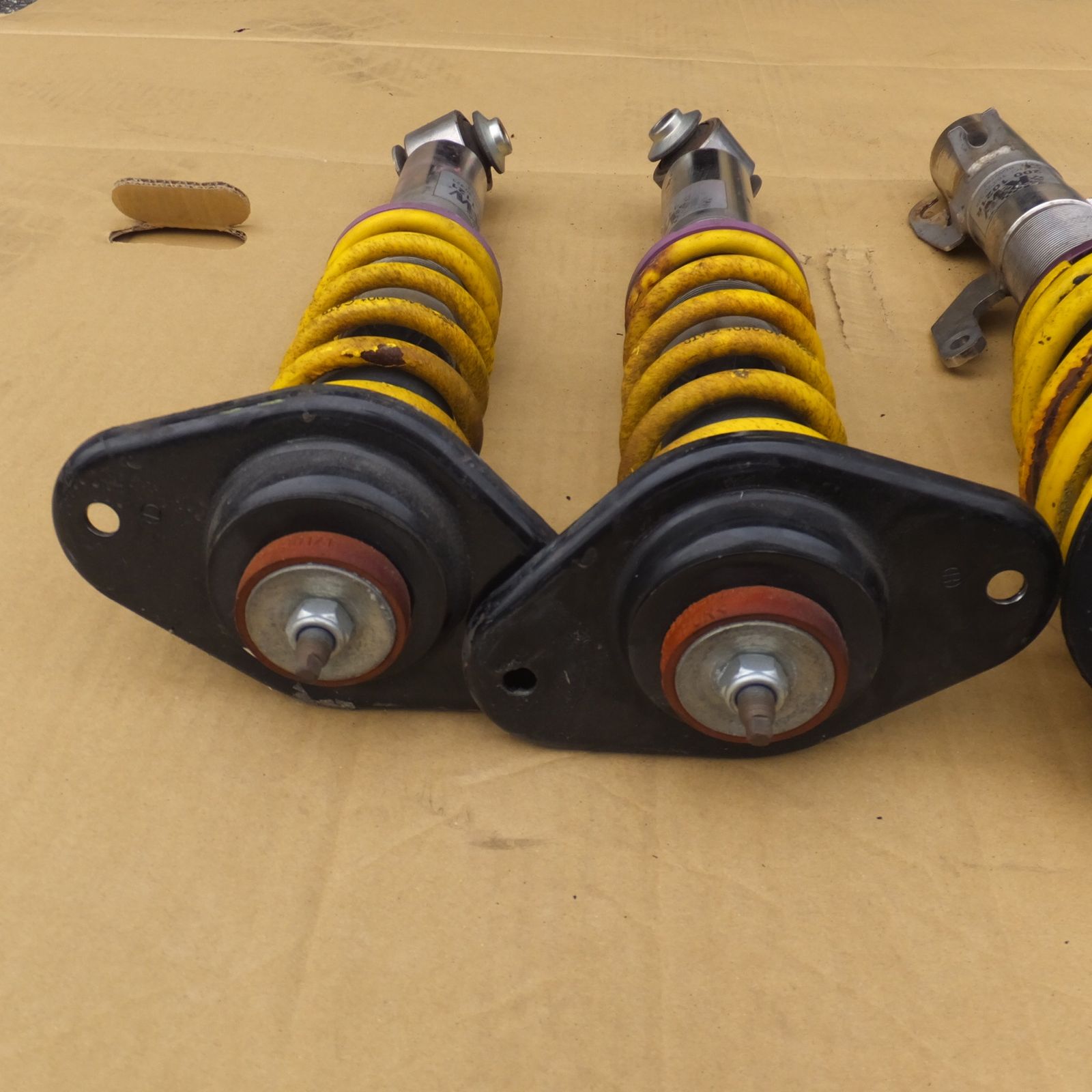 サスペンション