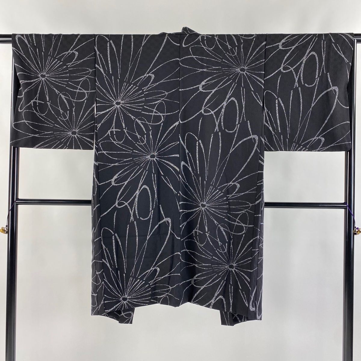 羽織 身丈108.5cm 裄丈66.5cm M やまと 花 黒 正絹