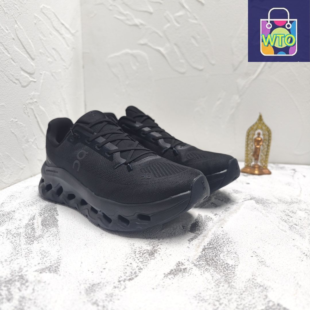 On cloudtilt ブラック　新品未使用 メンズ Cloudtilt | ブラック & ホワイト | On 日本