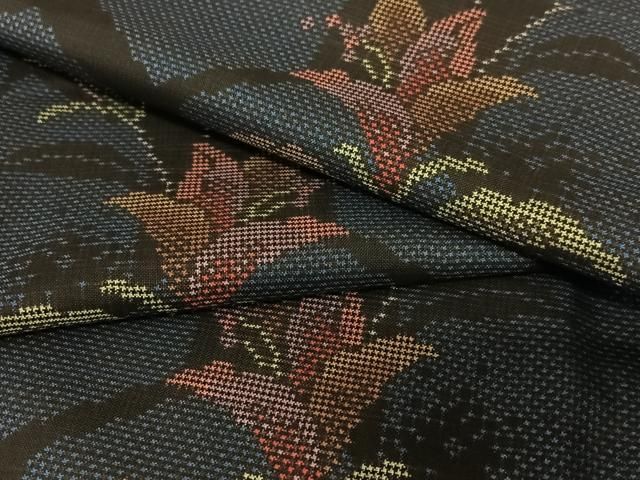 平和屋着物○本場大島紬 一元7マルキ 花唐草文 正絹 逸品 未使用