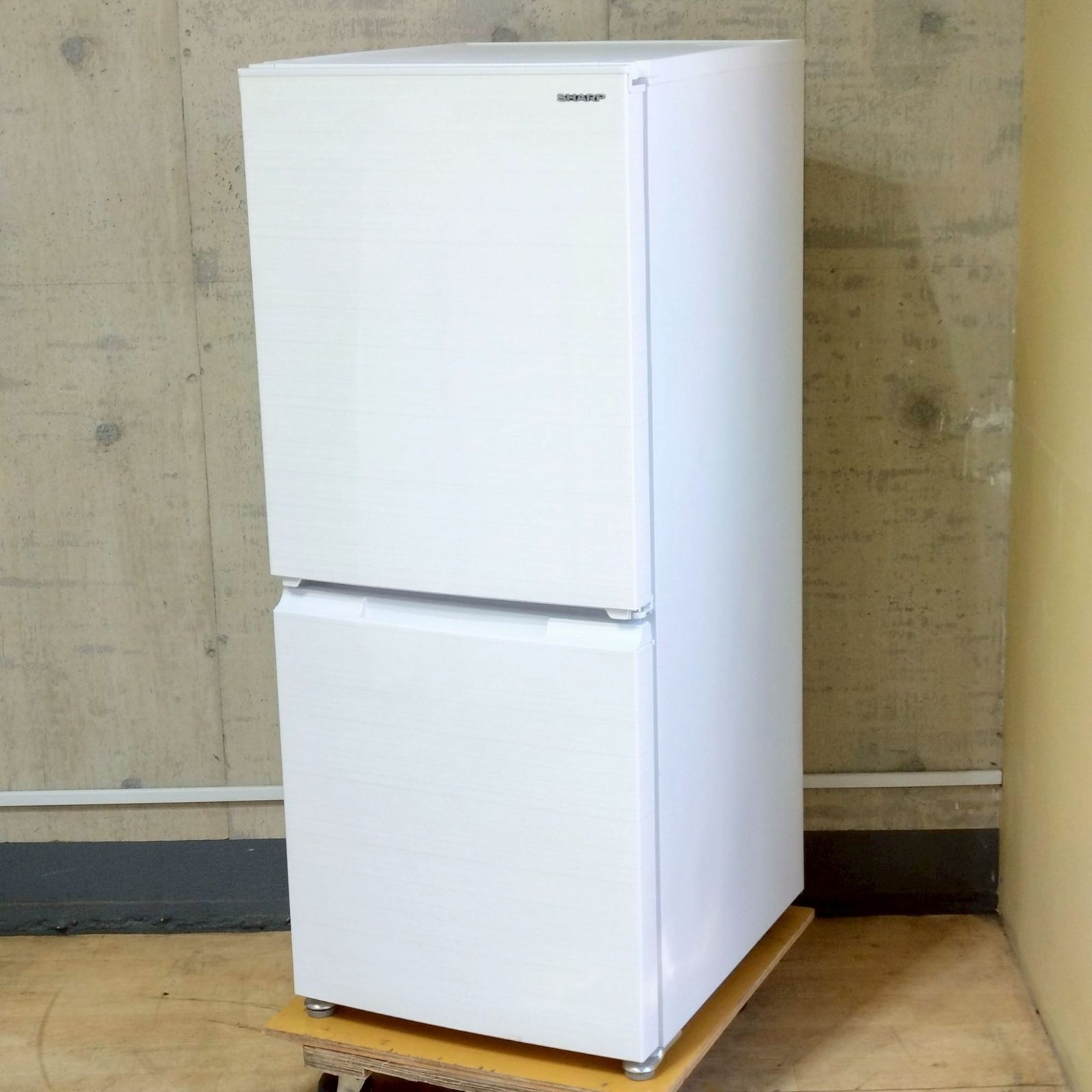 シャープ　2021年製　152L冷蔵庫　一人暮らし ご成約済み? 設置まで?? SHARP 一人暮らし冷蔵庫 152L✨ 2021年製⭕️