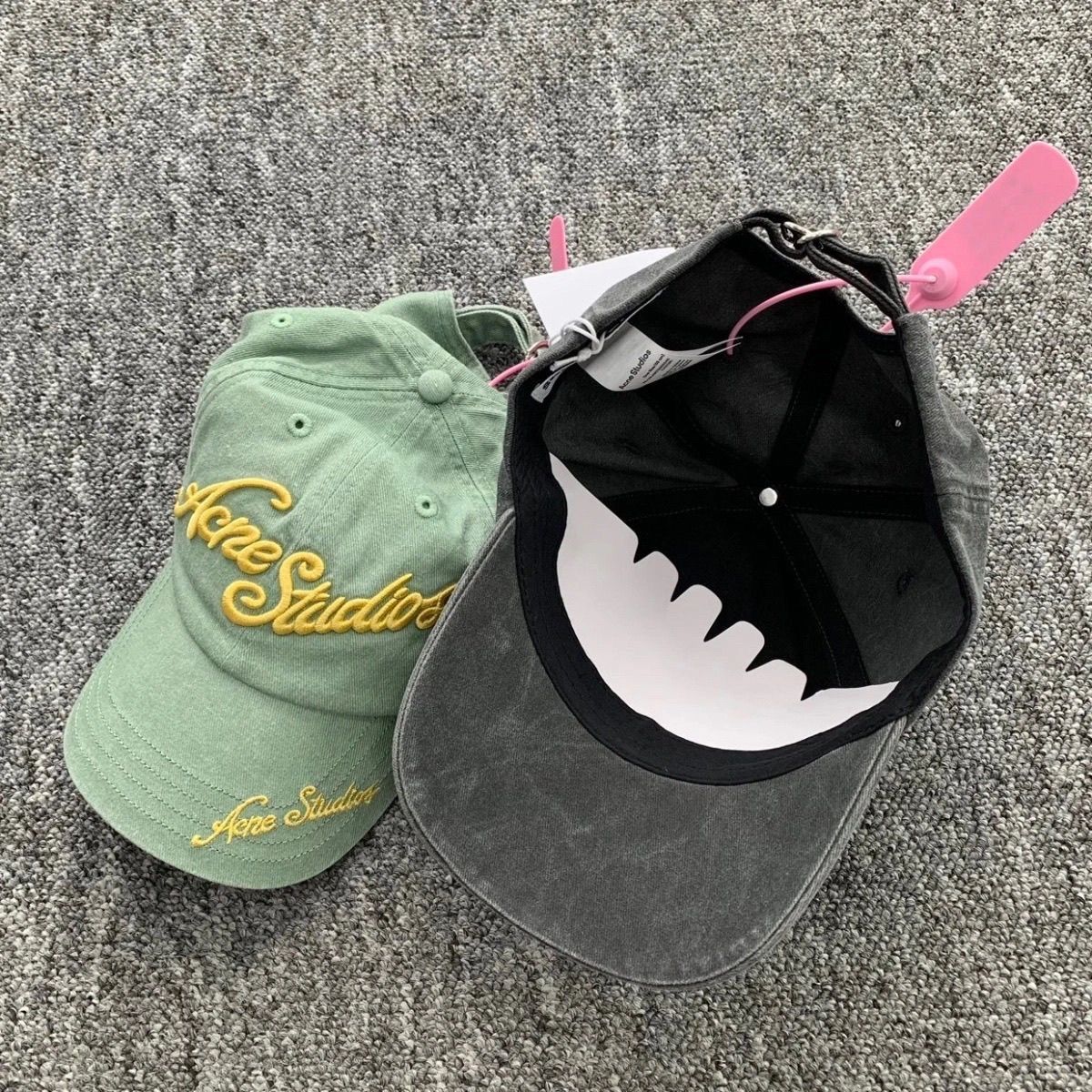 美品 Acne Studios アクネストゥディオズ ロゴキャップ ベースボール 