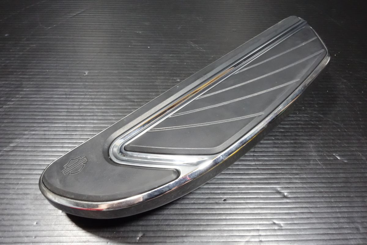 新品続々入荷中人気商品！ フットボード 左右セット ハーレー 純正 オプション CVO FLHXSE1800 R20250915 ご来店を待ちます！