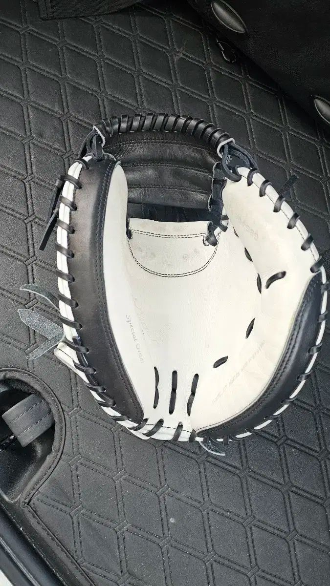 グラブワークス gameday 外野手用オーダーグローブ グラブワークス