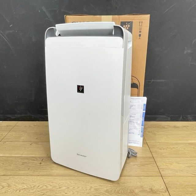 衣類乾燥除湿機 【中古】美品 動作保証 SHARP シャープ CV-P120-W ホワイト 2024年製 部屋干し コンプレッサー方式 063043/20880