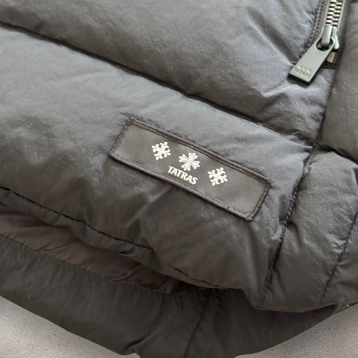 タトラス　TATRAS クローネ　M タトラス TATRAS クローネ M