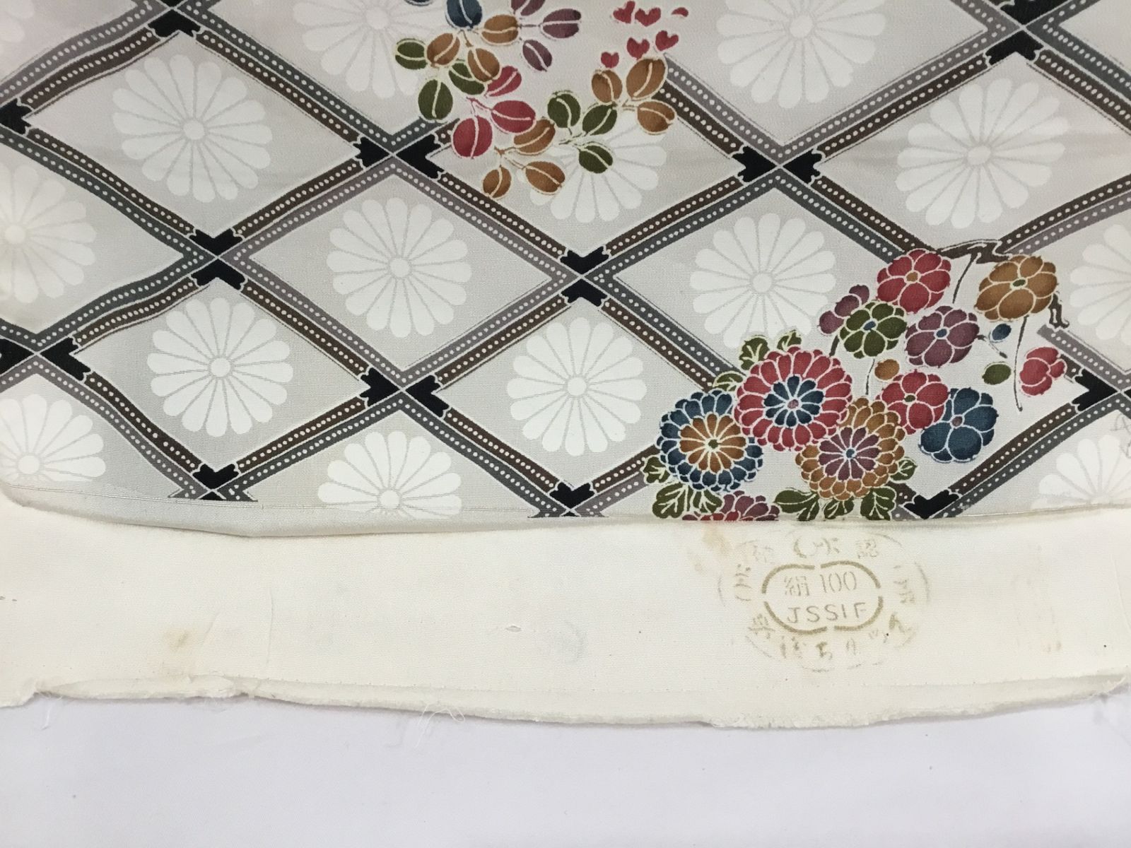 新品 正絹 小紋 反物 刺繍 白地 丹後ちりめん 小紋/未使用品/正絹/丹後 