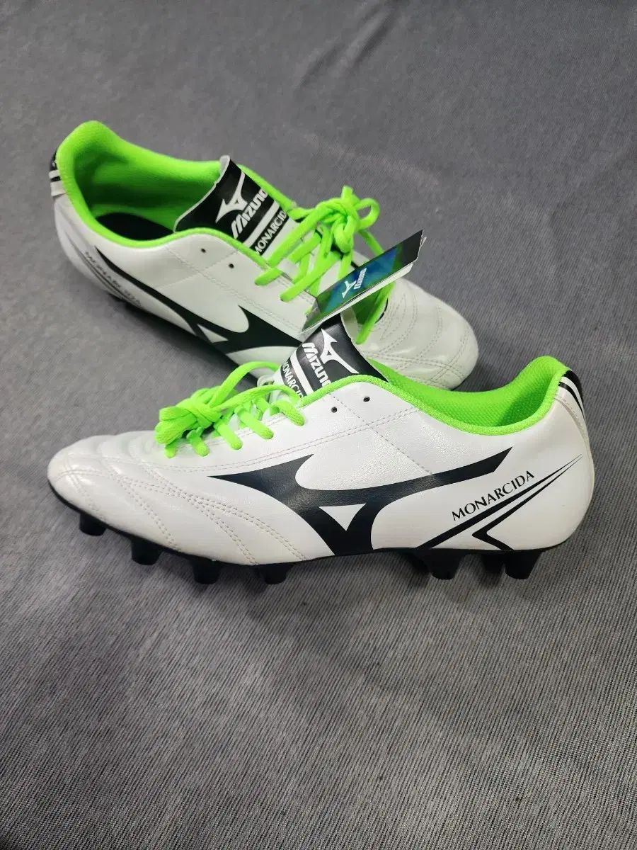 mizuno ミズノ サッカーシューズ 275 サイズ