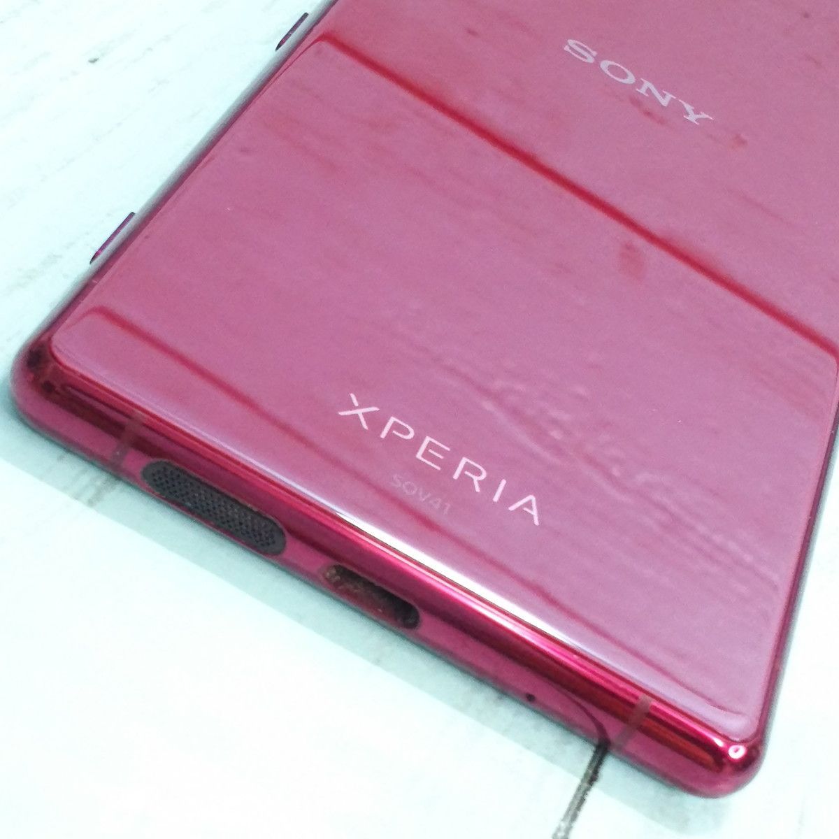 国内初の直営店 au Xperia5 SOV41 レッド 本体 白ロム SIMロック解除