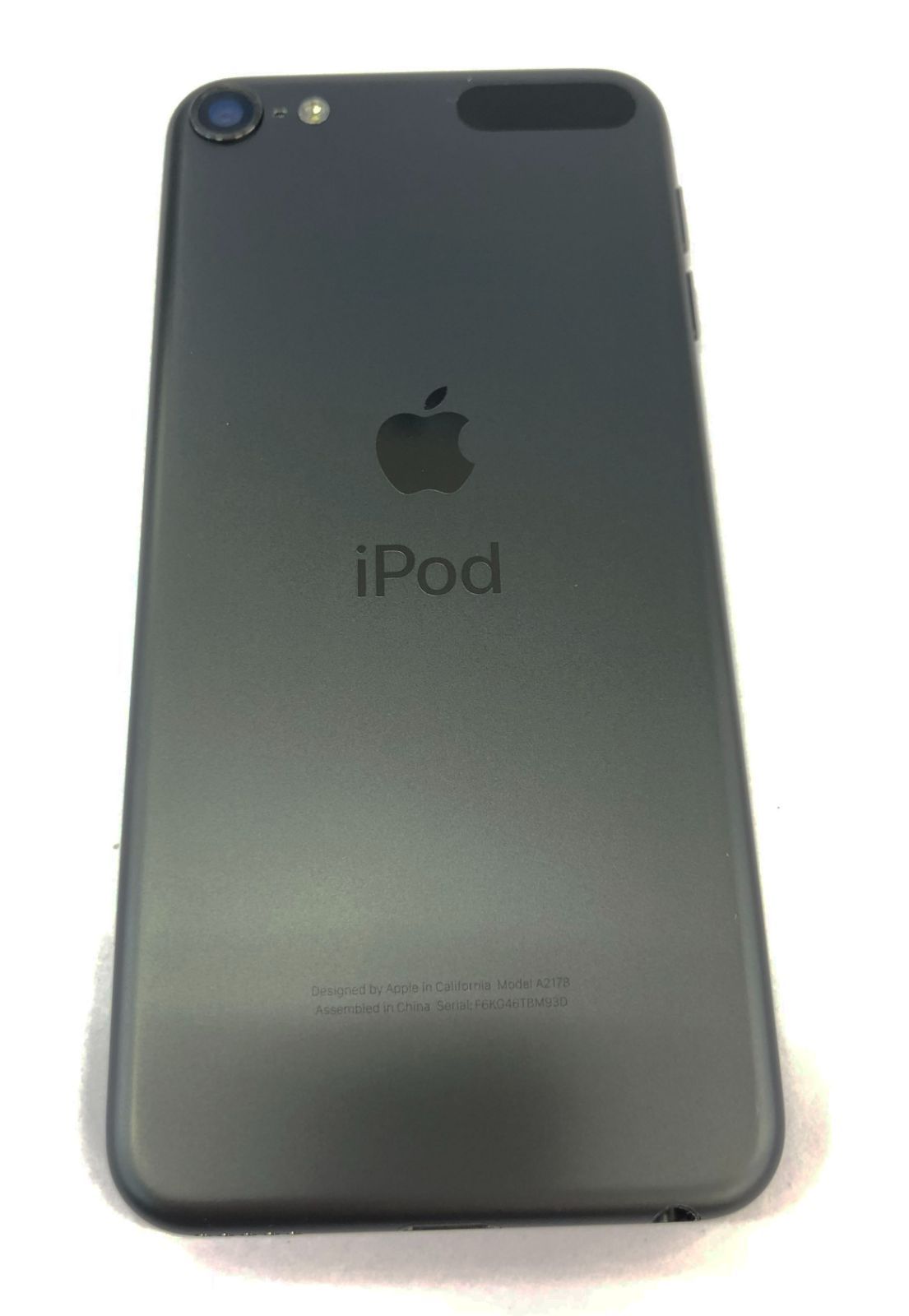 [中古B]iPod touch MVHW2J/A スペースグレイ [32GB]【第7世代　2019年モデル】