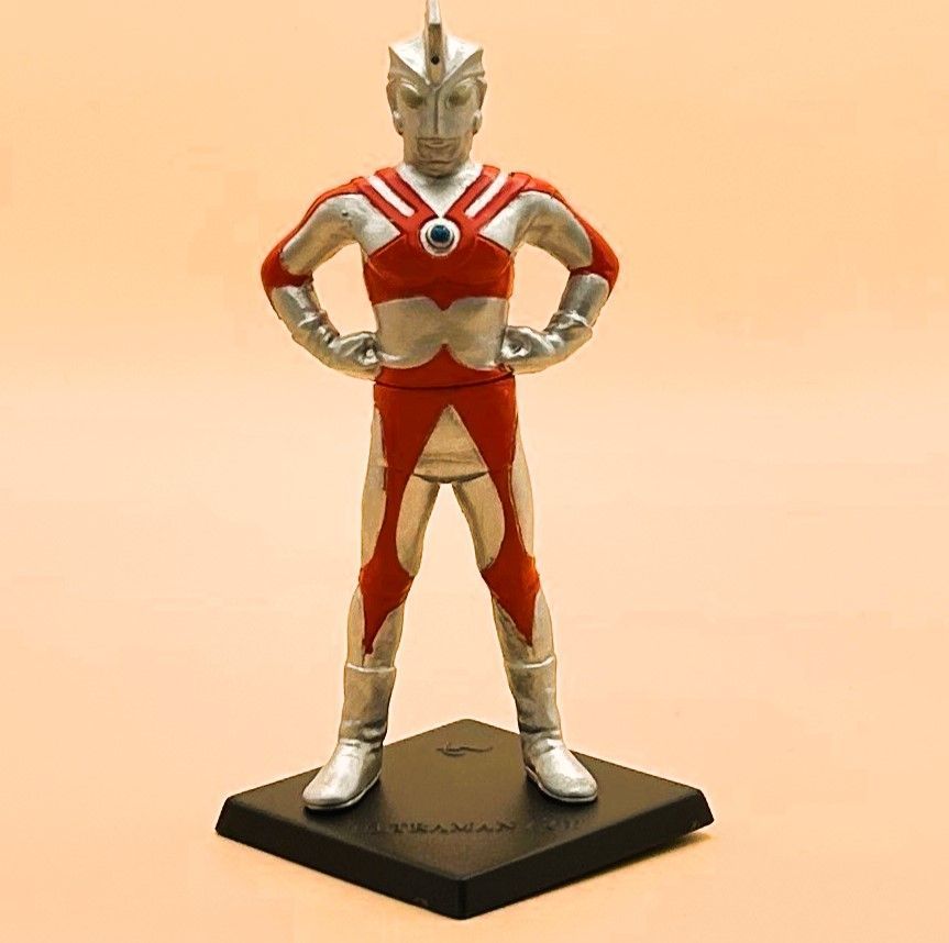 ☆未開封☆ウルトラマンキング ウルトラマンレオ　リアルアクションヒーローズ Amazon.co.jp: RAH リアルアクションヒーローズ ウルトラマン