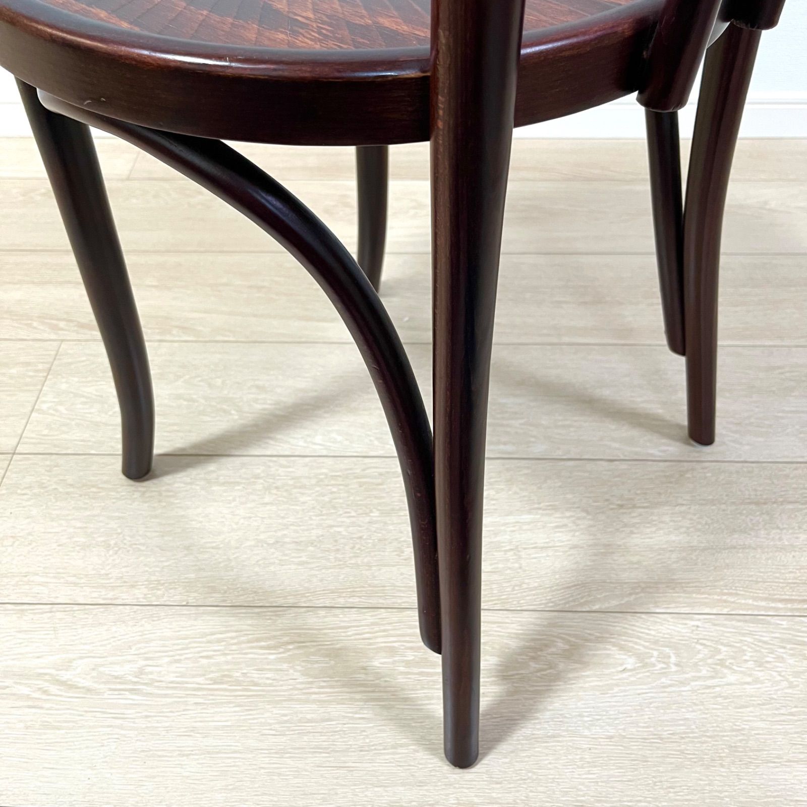 ベントウッドチェア