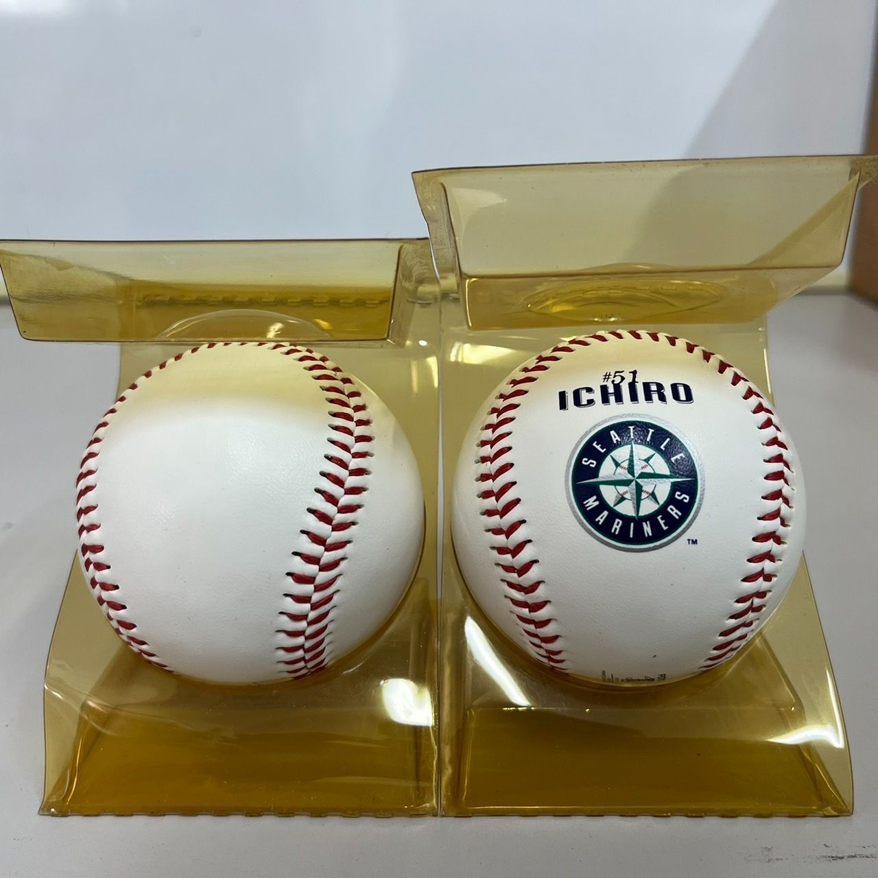 MLB シアトルマリナーズ イチロー 記念ボール - メルカリ