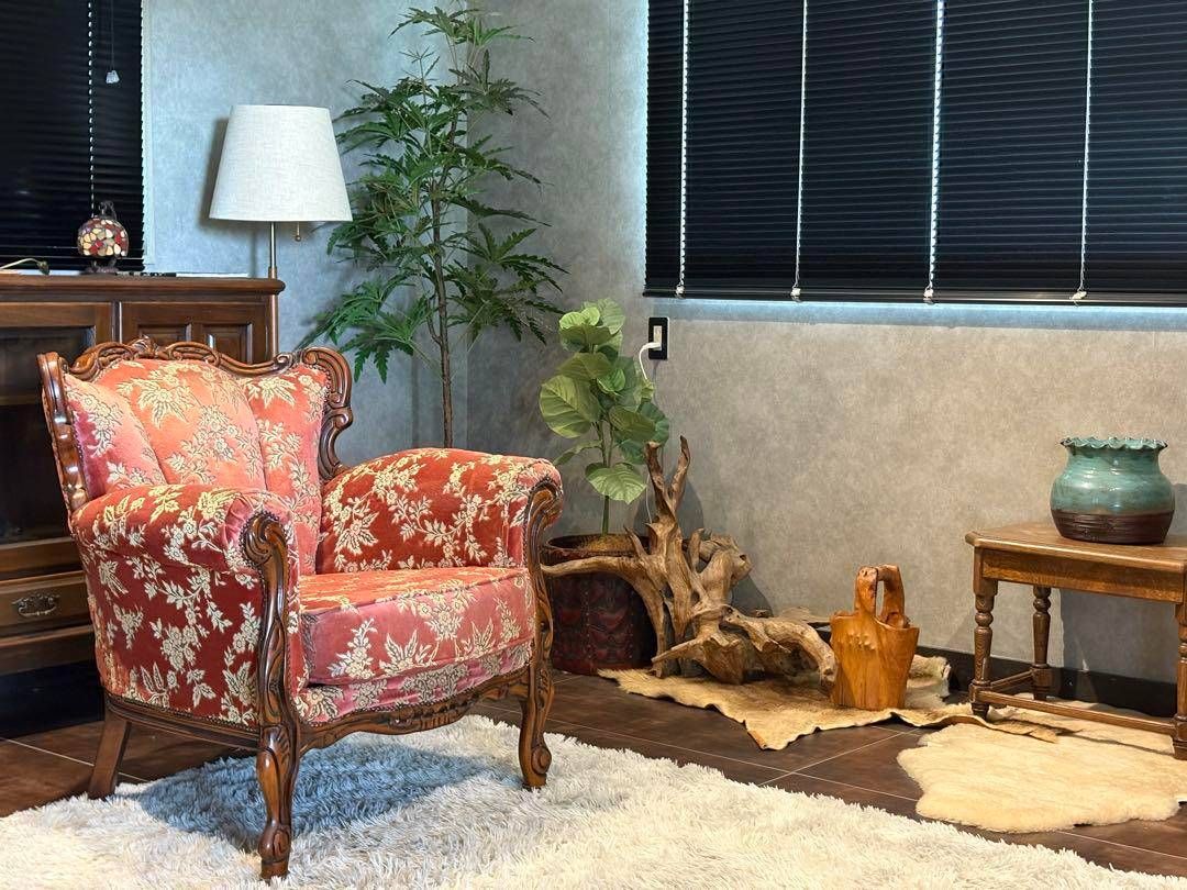 イタリア アンティーク ロココ クラシック 鋲打 リベット 猫脚