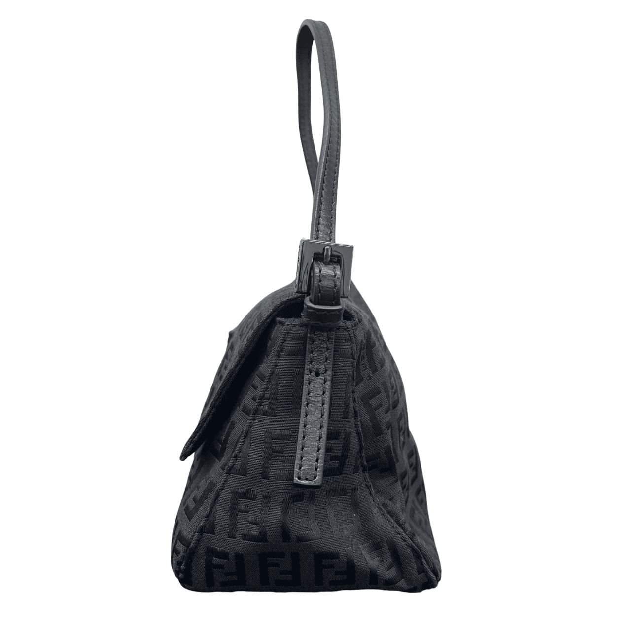 極美品 フェンディ FENDI ズッキーノ マンマバケット ハンド 極美品 フェンディ FENDI ズッキーノ マンマバケット ハンド