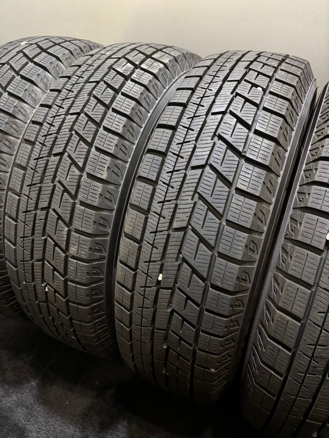 175/70R14 YOKOHAMA/ice GUARD iG60 22年製 スタッドレス 4本 ヨコハマ アイスガード アクア ヤリス フィット ヴィッツ (3-I135)