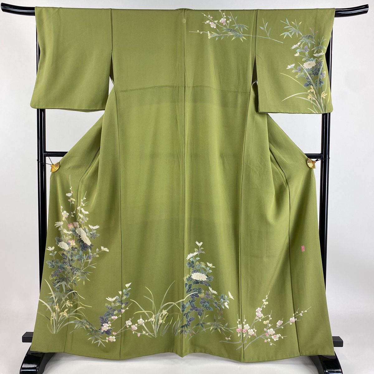 訪問着 身丈163cm 裄丈67.5cm L 袷 鈴乃屋 鴛鴦 桜 金糸 金彩 茶色 正絹 逸品 中古 訪問着 身丈157cm 裄丈67cm M 袷 鈴乃屋 草花 銀通し ぼかし 朱色 正絹