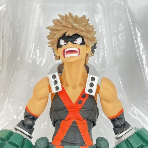 【中古】箱無し/現状品)タカラトミー/ケンエレファント AMAZING YAMAGUCHI 爆豪勝己/僕のヒーローアカデミア[6][240006543002] 中古】箱無し/現状品)タカラトミー/ケンエレファント AMAZING