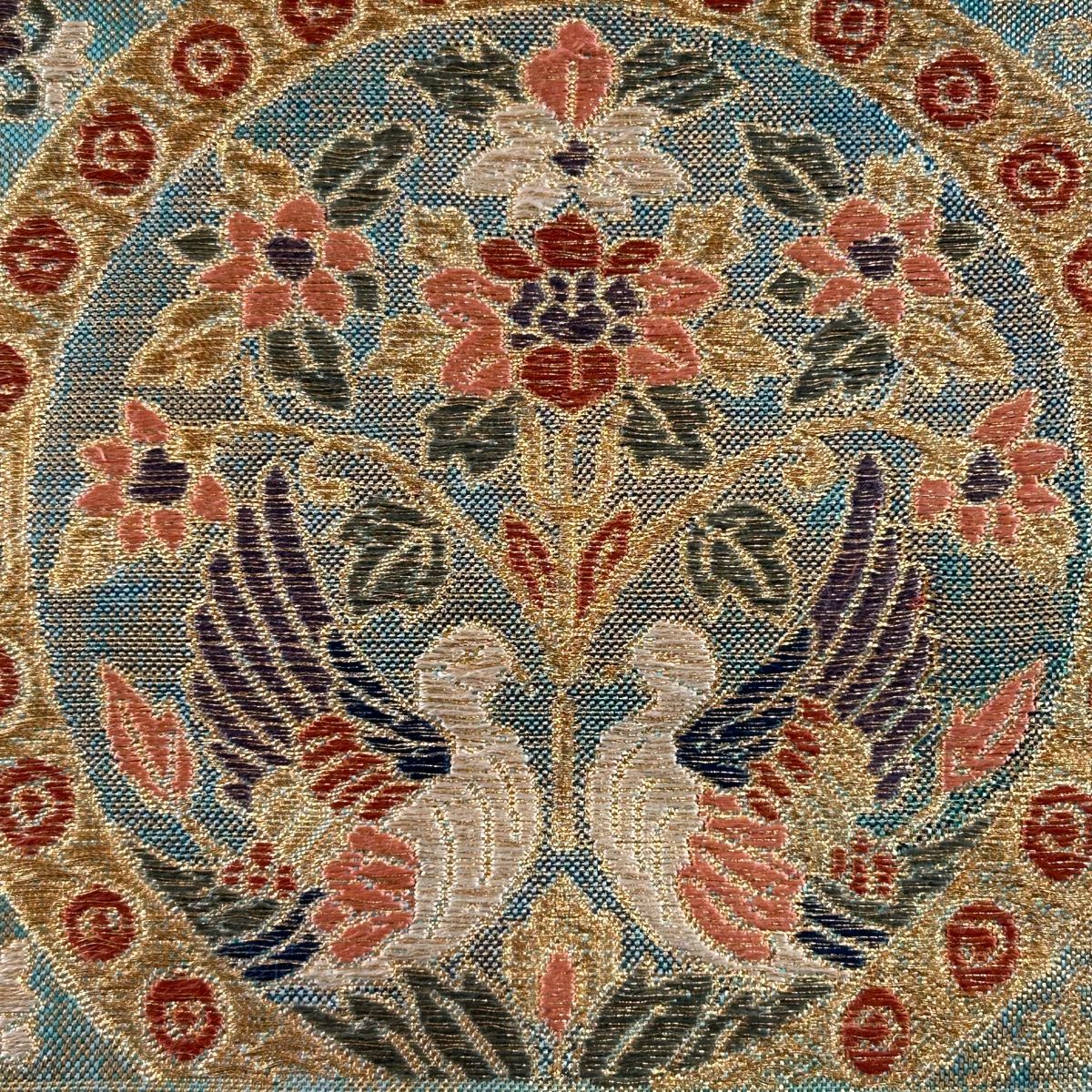 袋帯 秀品 正倉院 向かい鳥 草花 刺繍 金糸 薄緑 六通 正絹 袋帯 秀品 正倉院 向かい鳥 草花 刺繍 金糸 薄緑 六通 正絹