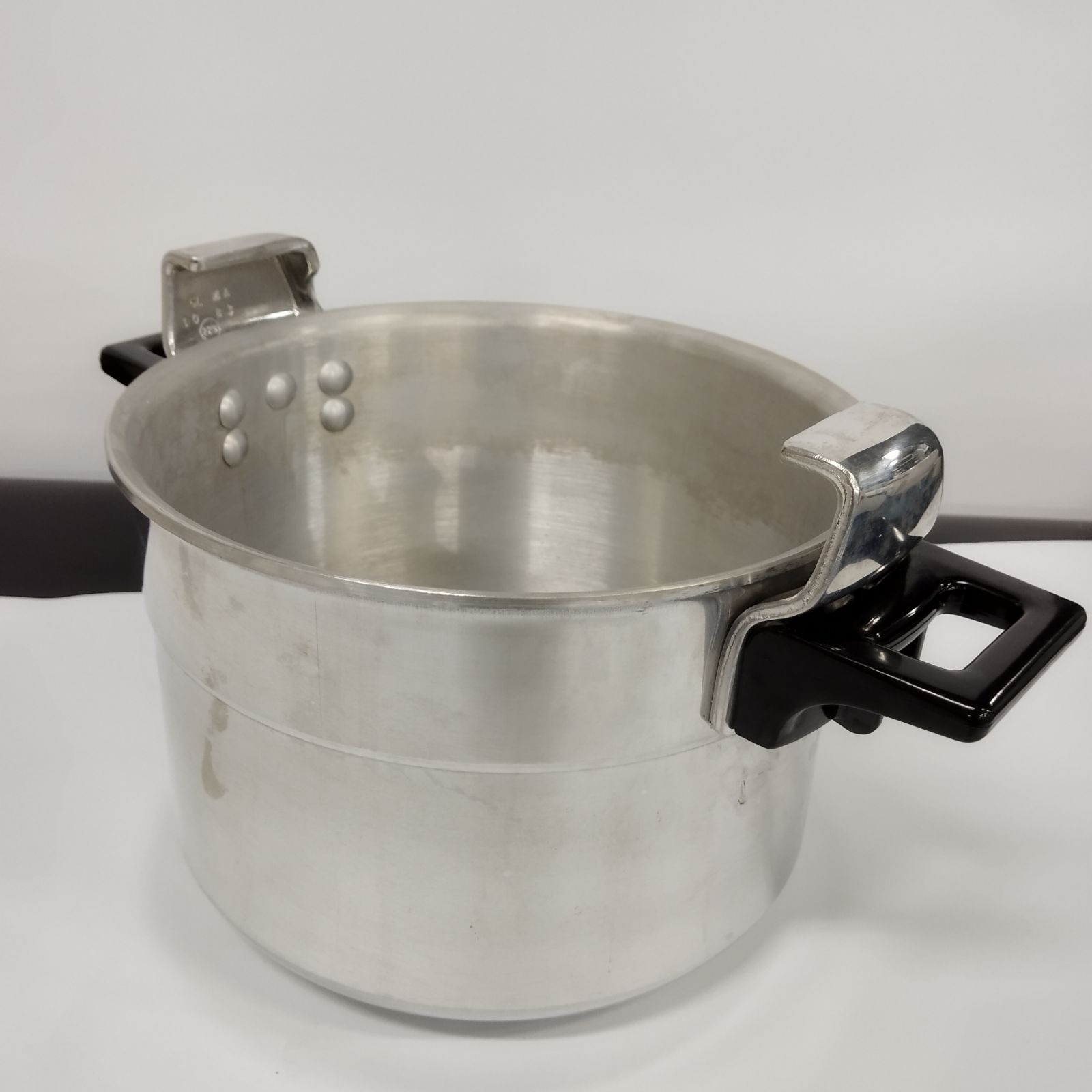 SEB 6L 圧力鍋 18/10ステンレス製 S18243】SEB セブ 6L 圧力鍋