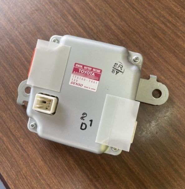 トヨタ 新品 純正 TOYOTA 正規 未使用 センサー バッテリー電圧 アクア 