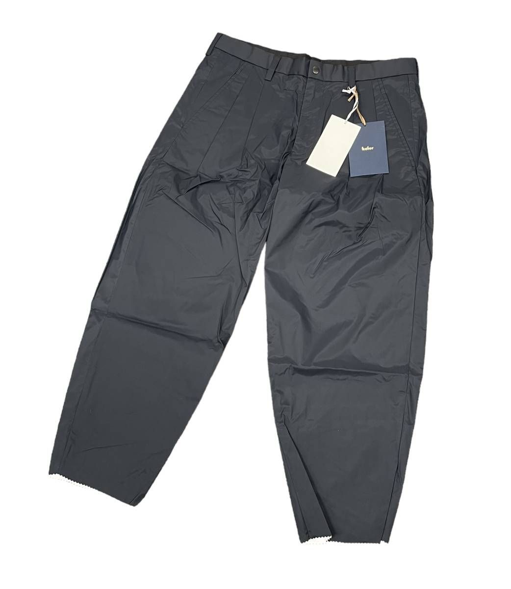 美品 kolor 22SS スリーレイヤー ナイロンタフタ 2タック パンツ 美品 kolor 22SS スリーレイヤー ナイロンタフタ 2タック パンツ