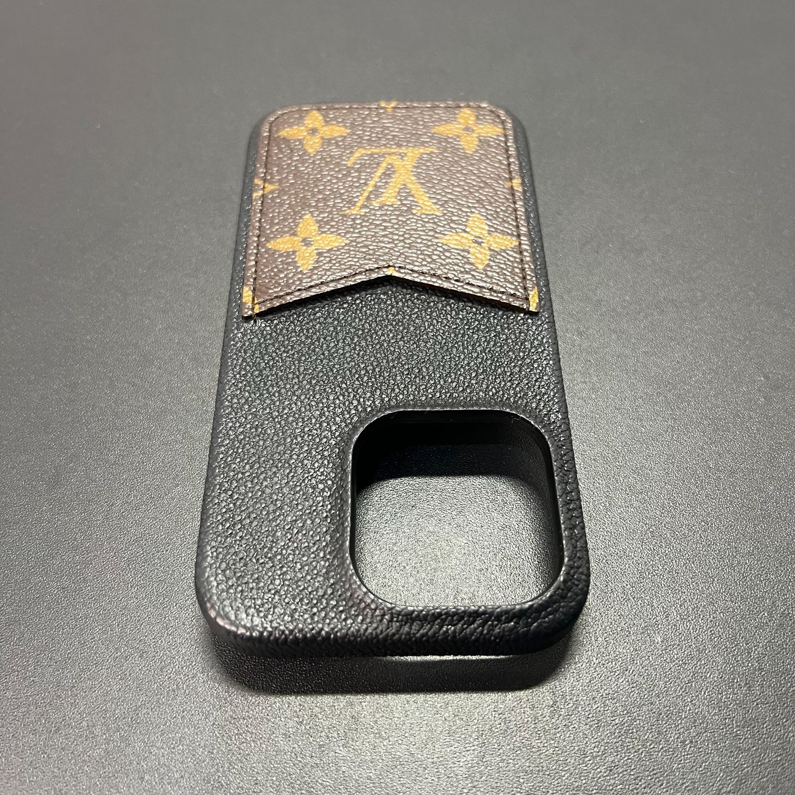 LOUIS VUITTON/ルイヴィトン M82887 モノグラム バンパー LOUIS VUITTON/ルイヴィトン M82887 モノグラム バンパー