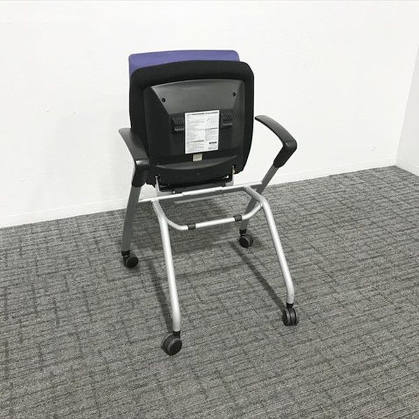 肘付 スタイラ