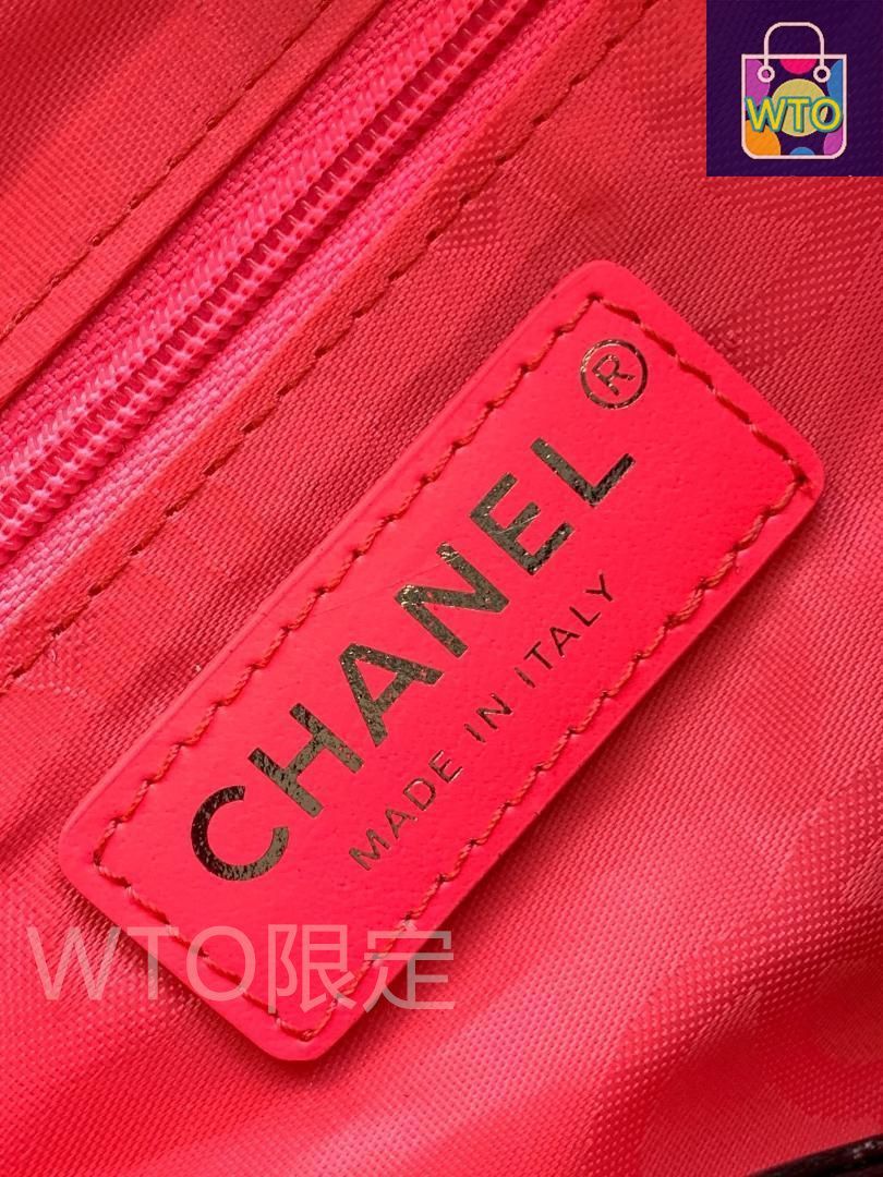 CHANEL シャネル