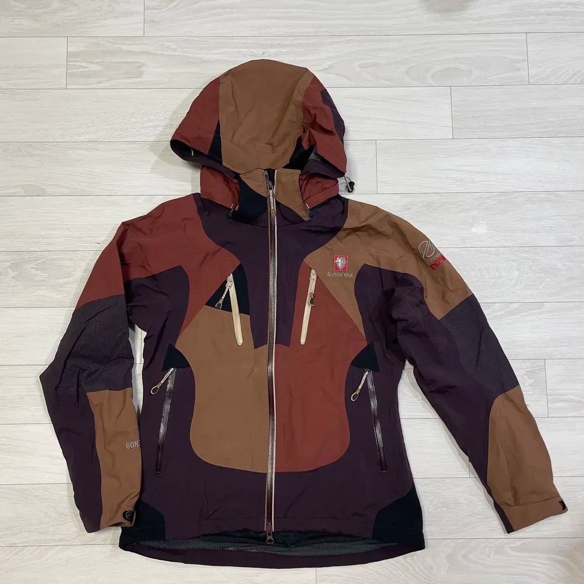 BLACK YAK ブラックヤク GORE-TEX₍ゴアテックス ジャケット 90