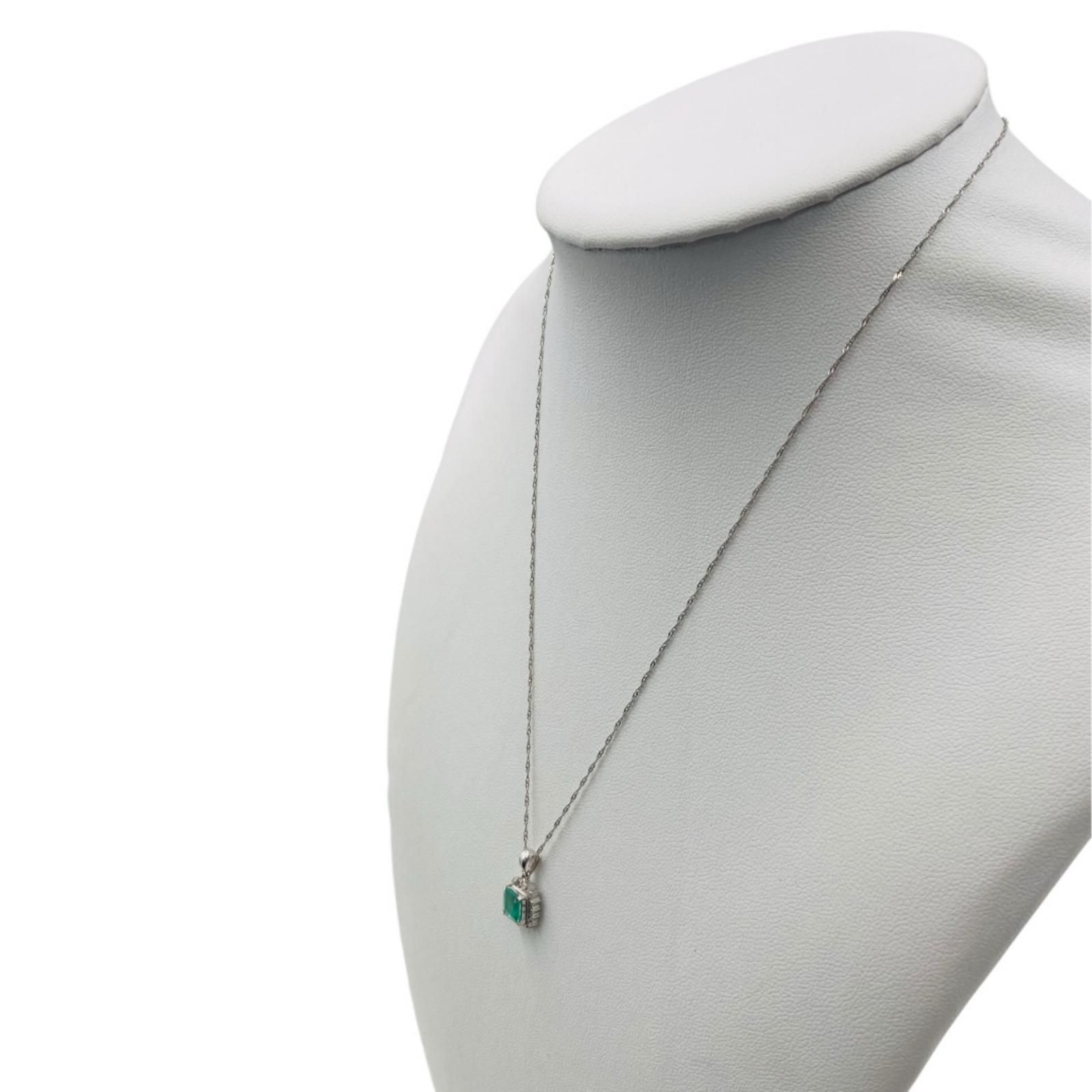 プラチナ Pt850 Pt900 エメラルド 0.71ct ダイヤ 0.14ct 2.4g ネックレス 42cm ペンダントトップ FORTGASGNV_COM_BR