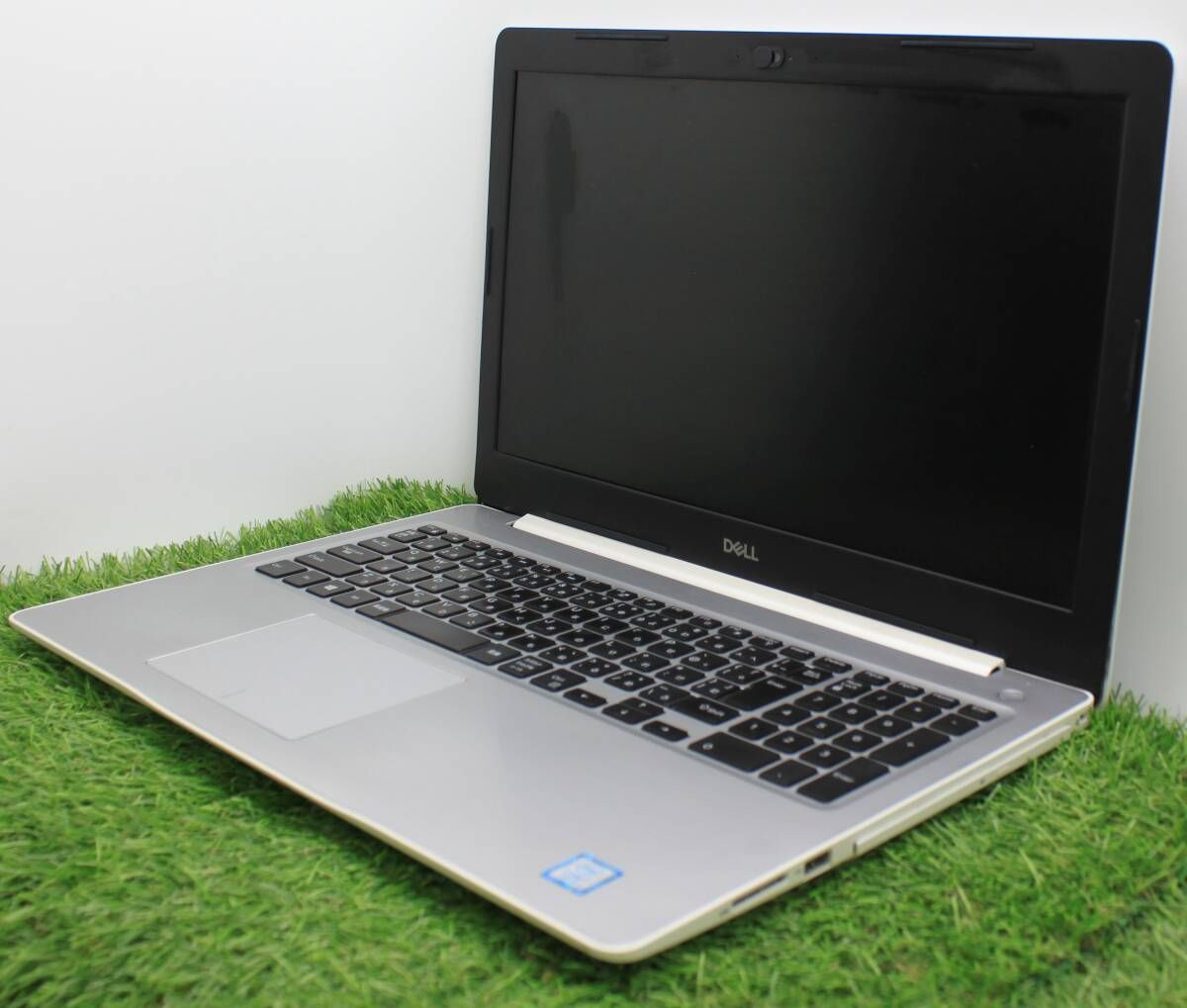 Dell Inspiron 5502 i7 16GB 1TB SSD マウス付 DELL Inspiron 15