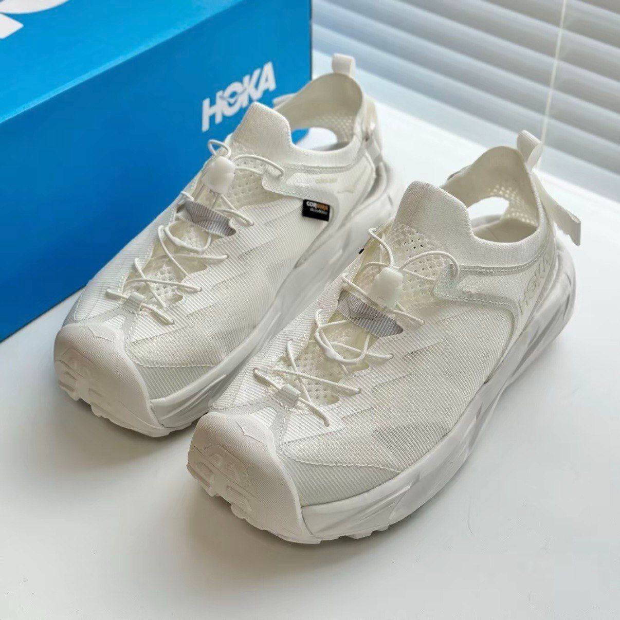 Hoka HOKA ONE ONE(ホカオネオネ) ホパラ 2 白 - メルカリ