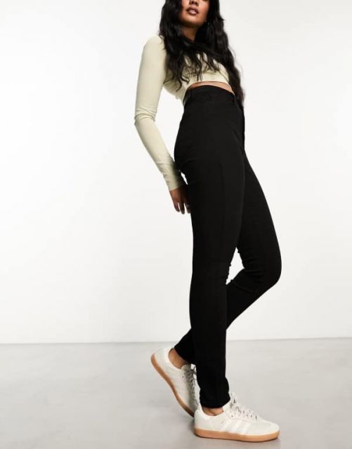 【送料無料】 ヴェロモーダ レディース デニムパンツ ボトムス Vero Moda super high rise skinny jean in black Black