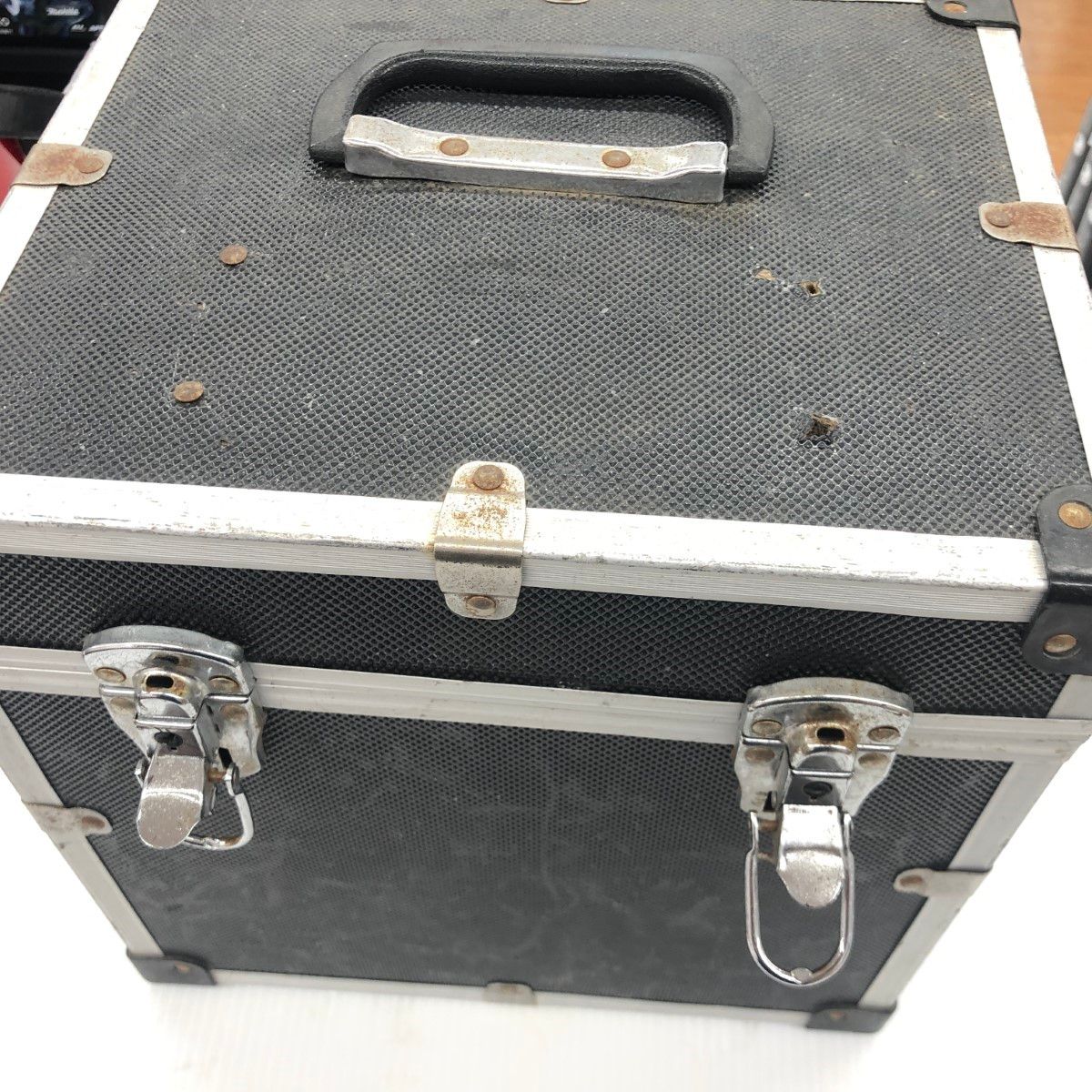 ДД【中古】KDS レーザー墨出し器 程度B 受光機・ケース付 TAJIMAエレベータ三脚・ACアダプター付き DSL-92 レッド やや傷や汚れあり ДД【中古】KDS レーザー墨出し器 程度B 受光機・ケース付 TAJIMA