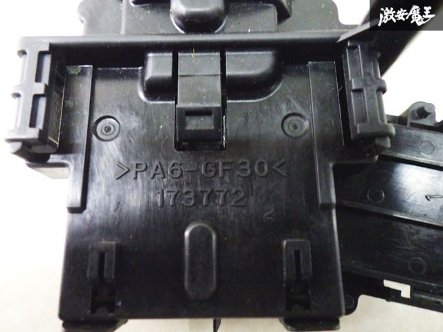 Riiです。 ダイハツ 純正 LA600S タント ウインカーレバー ウインカー