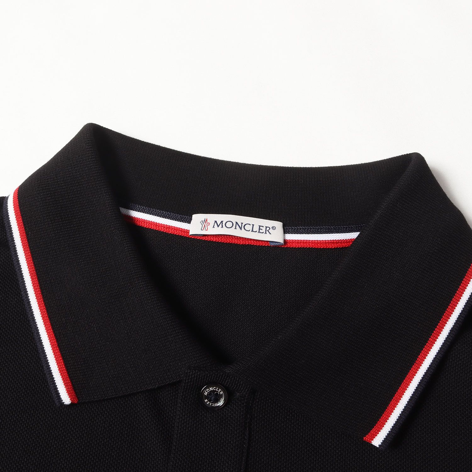 Moncler モンクレール ポロシャツ　新品同様 セール】モンクレール MONCLER MONCLER ポロシャツ 8A00002