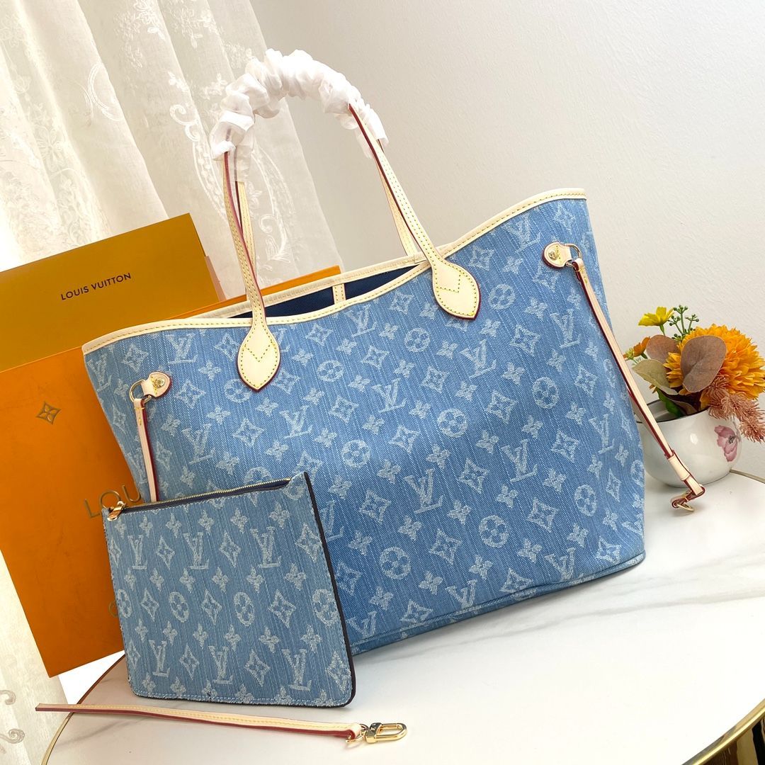 LV tote