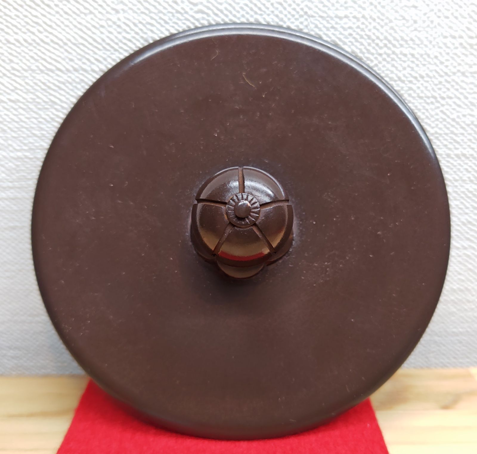 送料込【逢絢亭】茶道具 釜 筒釜 糸目模様 釜師 高橋敬典 共箱入り 逢絢亭】茶道具 釜 筒釜 糸目模様 釜師 高橋敬典 共箱入り 逢