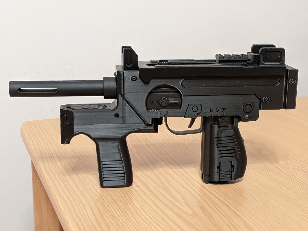 9ｍｍ機関けん銃(無可動) 9mm機関けん銃 【自衛隊採用短機関銃】 ガスブローバック 図書館