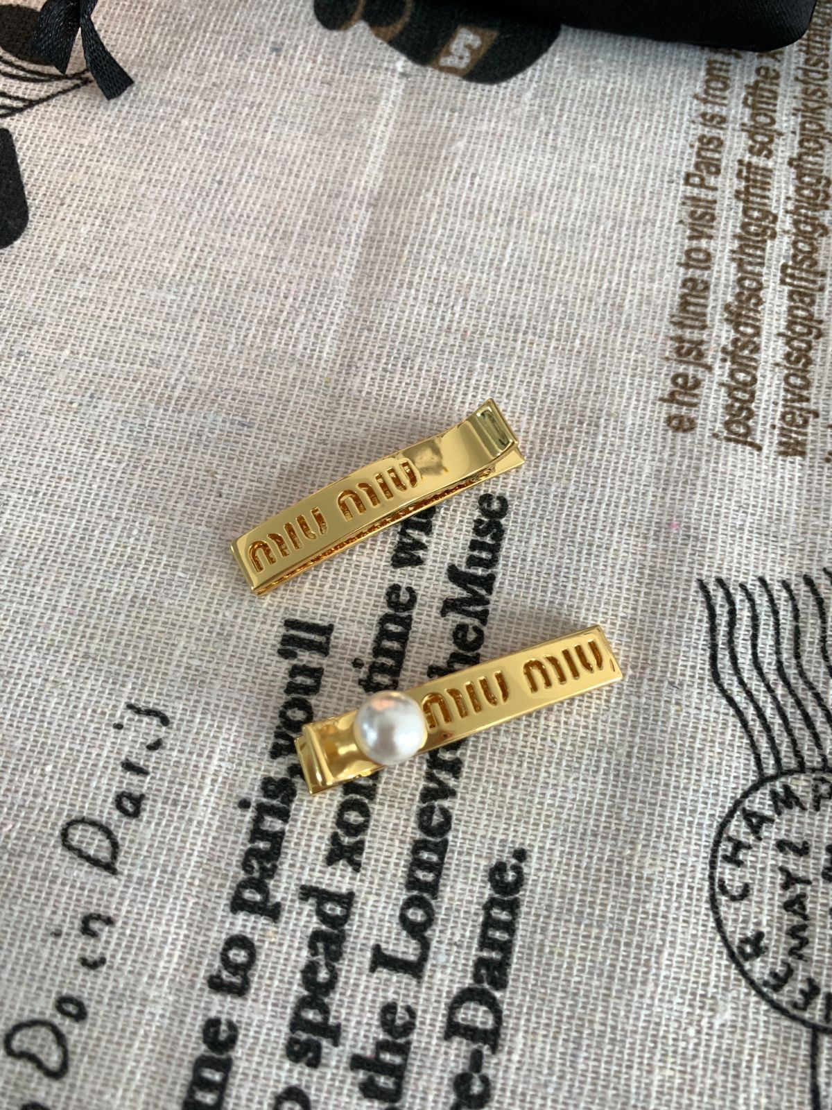 即購入OK ★MIU MIU ゴールド ヘアピン 2個セット 即購入OK ☆MIU MIU ゴールド ヘアピン 2個セット - メルカリ